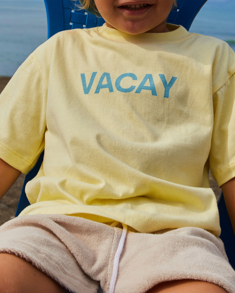 VACAY Oversized t-shirt yellow